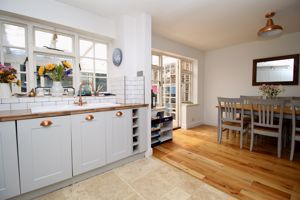 Kitchen/Diner- click for photo gallery